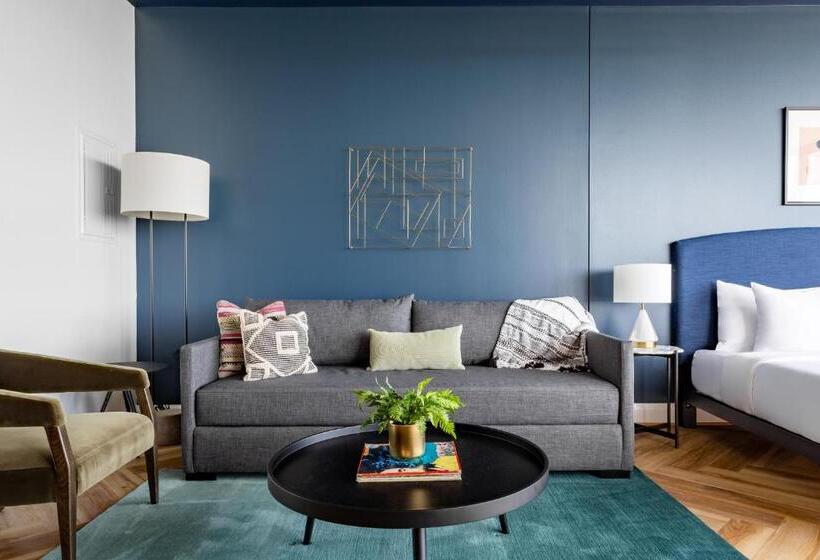 استودیوی استاندارد, Mint House Dallas   Downtown