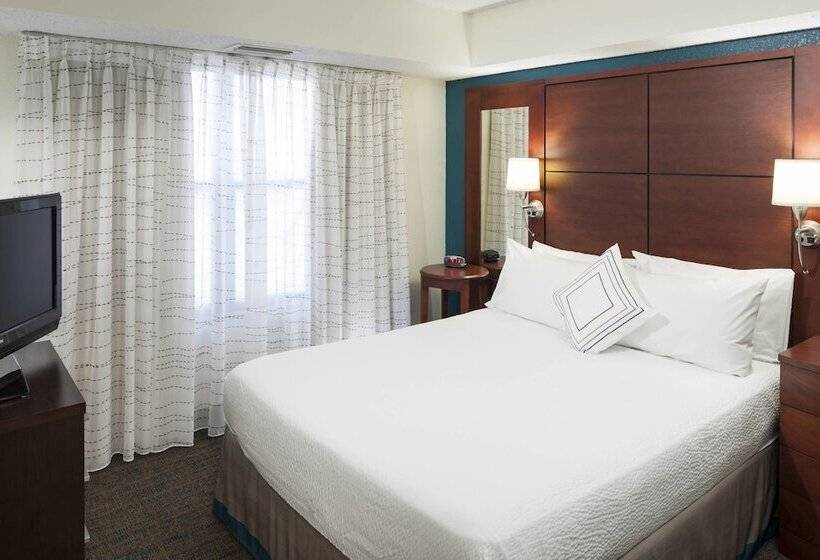 Люкс, Residence Inn Kansas City Overland Park