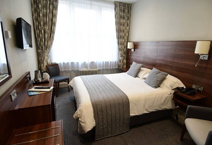 Номер Стандарт, The Trouville Bournemouth