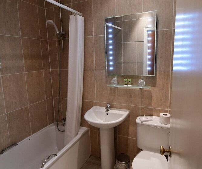 Номер Deluxe, The Trouville Bournemouth