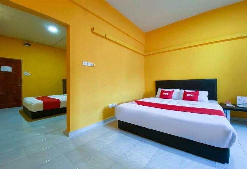 Family Suite, Oyo 90039 Coop  Kangar