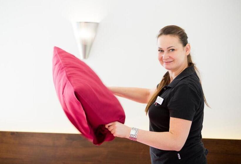 Номер Стандарт, Auszeit Hotel Düsseldorf   Das Frühstückshotel   Partner Of Sorat Hotels