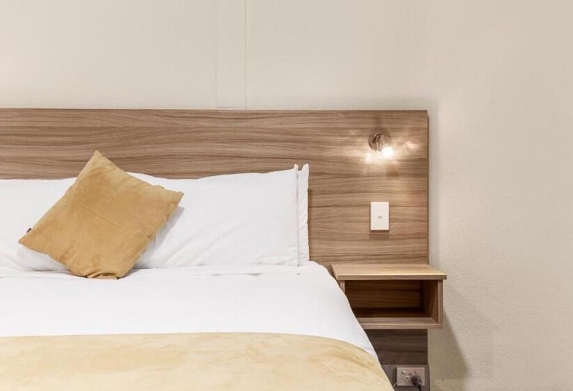이그제큐티브 룸, Ciloms Airport Lodge