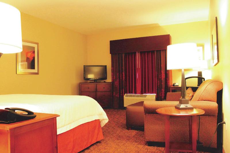 Номер Стандарт Адаптированный для Инвалидов, Country Inn & Suites By Radisson, Birch Run Frankenmuth, Mi