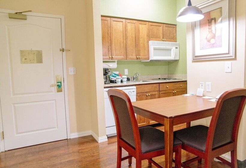 سوییت, Homewood Suites By Hilton College Station