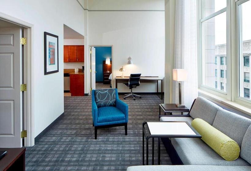 带2个卧室的套房, Residence Inn Milwaukee Downtown