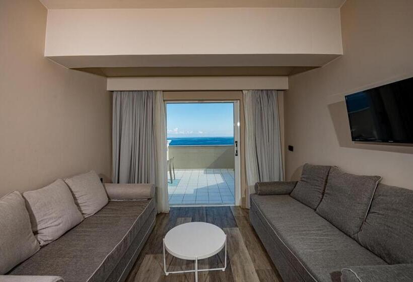 Люкс Superior Вид на Море, Alexandra Beach Resort & Spa