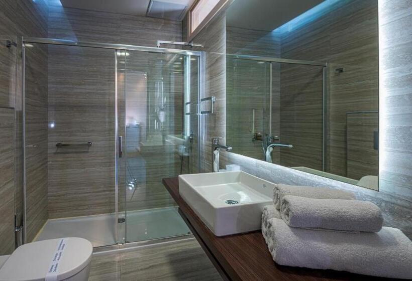 Люкс Deluxe Вид на Море, Alexandra Beach Resort & Spa