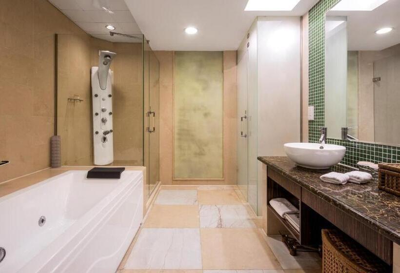 Президентский Люкс, Asia International Hotel Guangdong