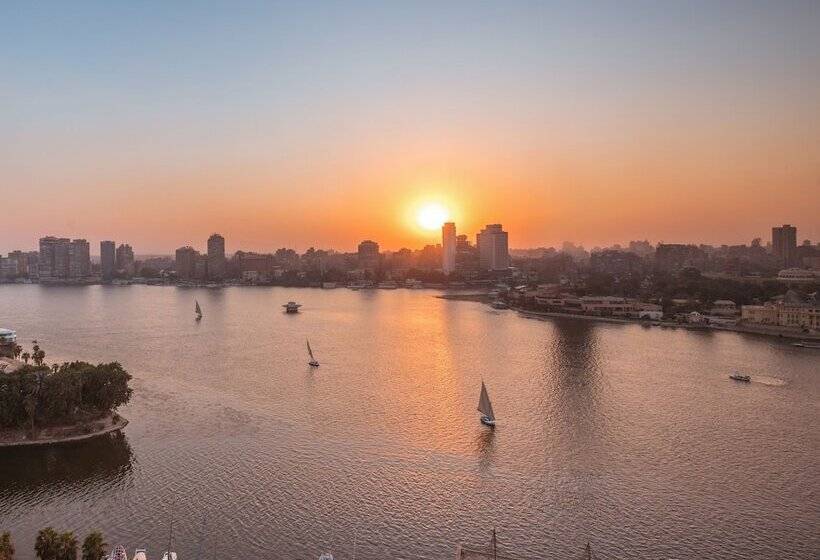 اتاق استاندارد با تخت دوبل, Four Seasons Hotel Cairo At Nile Plaza