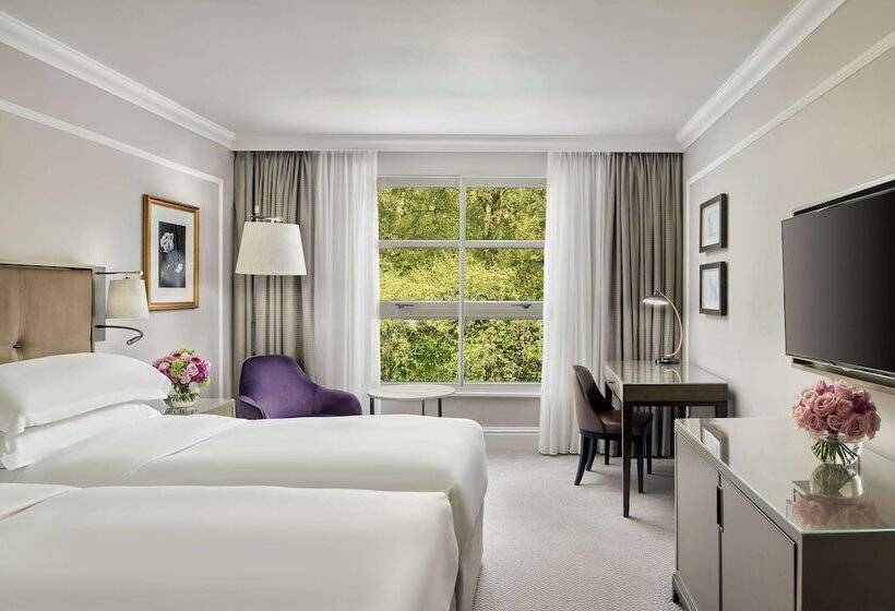 Номер Клуб, Hyatt Regency London The Churchill