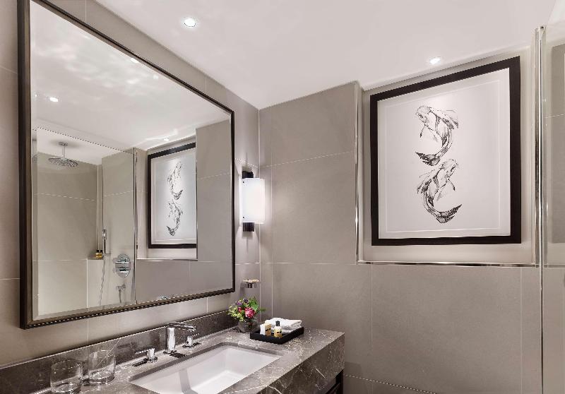 חדר קלאב, Hyatt Regency London The Churchill