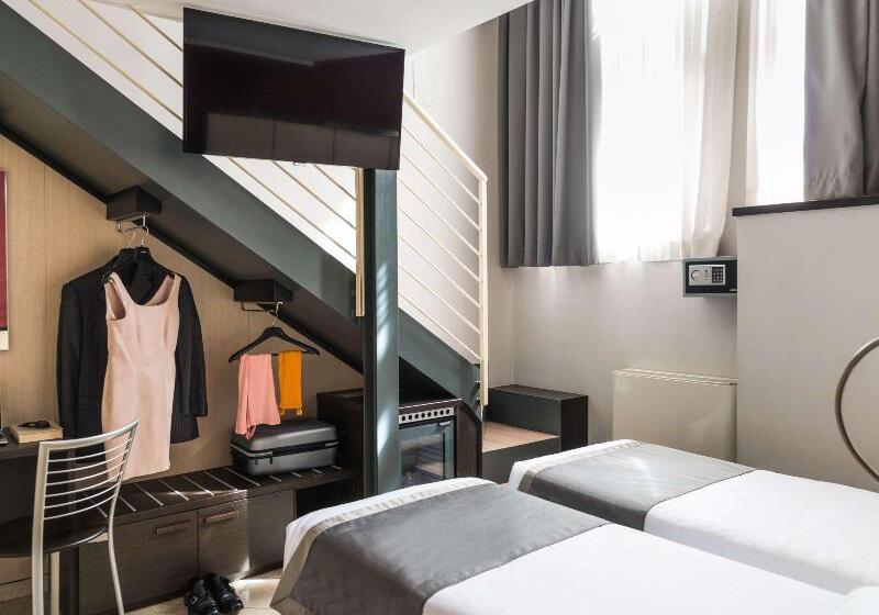 اتاق استاندارد با چشم‌انداز باغ, Hyatt Regency London The Churchill