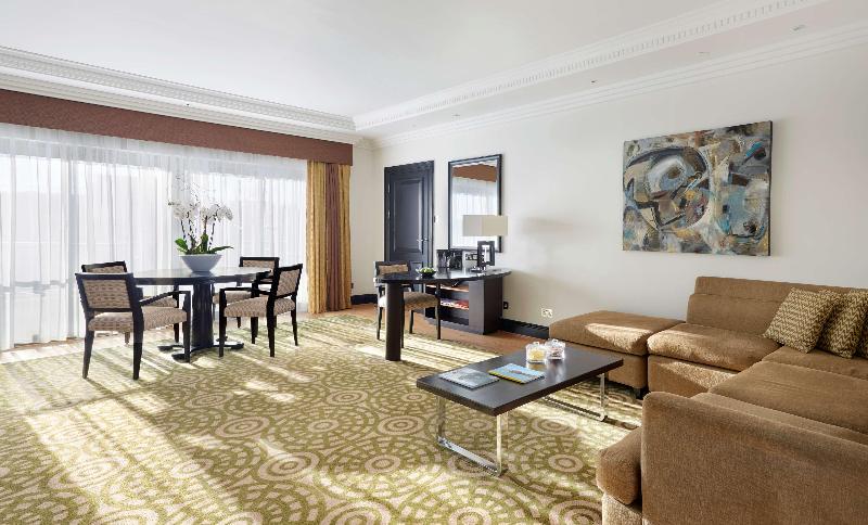 سوئیت پریمیوم, Hyatt Regency London The Churchill