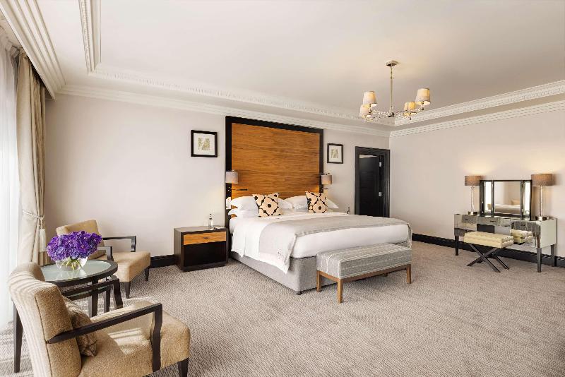 سوئیت پریمیوم, Hyatt Regency London The Churchill