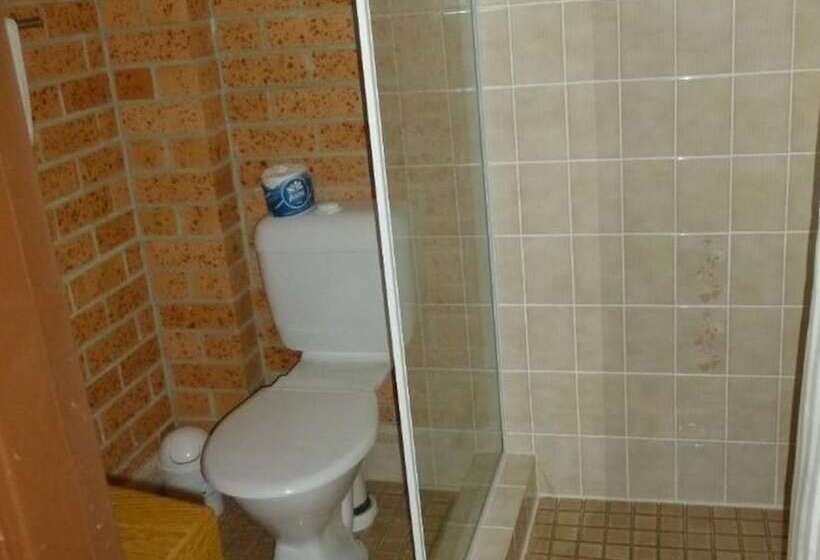 Четырехместный Номер Deluxe, Royal Palms Motor Inn