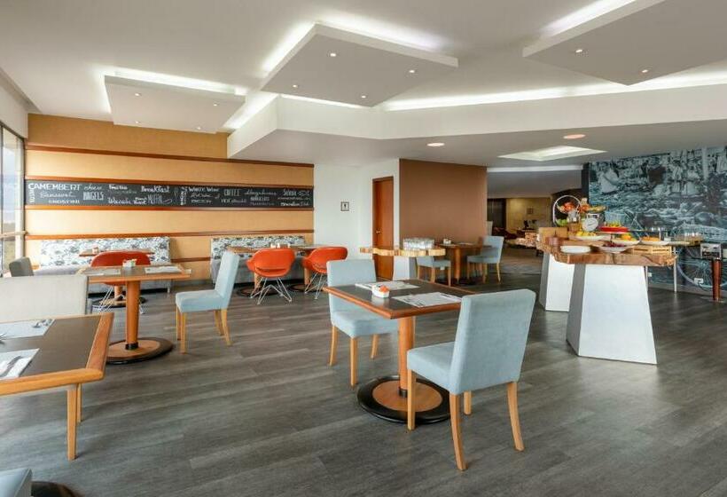 Номер Клуб, Sheraton Bogota