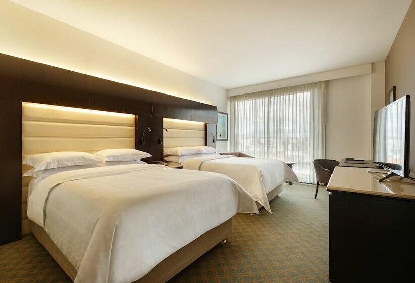 חדר קלאב, Sheraton Bogota