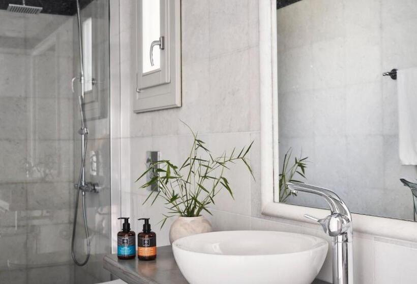 Бунгало Стандарт, Yria Island Boutique Hotel & Spa