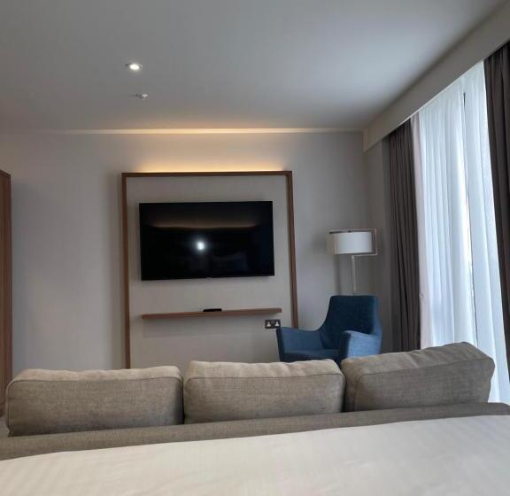 景色の見えるスーペリアルーム, Courtyard By Marriott London Heathrow Airport