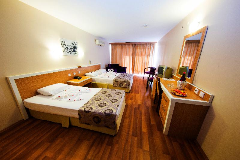 Четырехместный Номер Стандарт, Tuntas Beach Hotel   All Inclusive