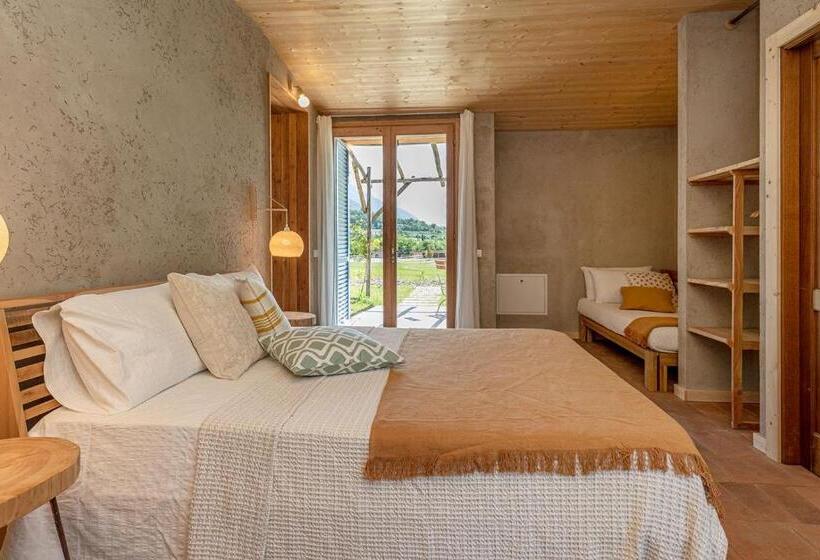Четырехместный Номер Стандарт, Casa Viva
