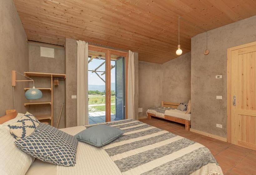 Четырехместный Номер Стандарт Вид на Сад, Casa Viva