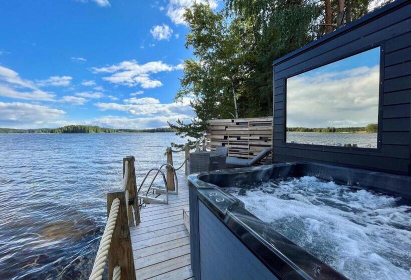 Suite with lake view, Lake Hotel Lehmonkärki   Haasi Mirror Houses