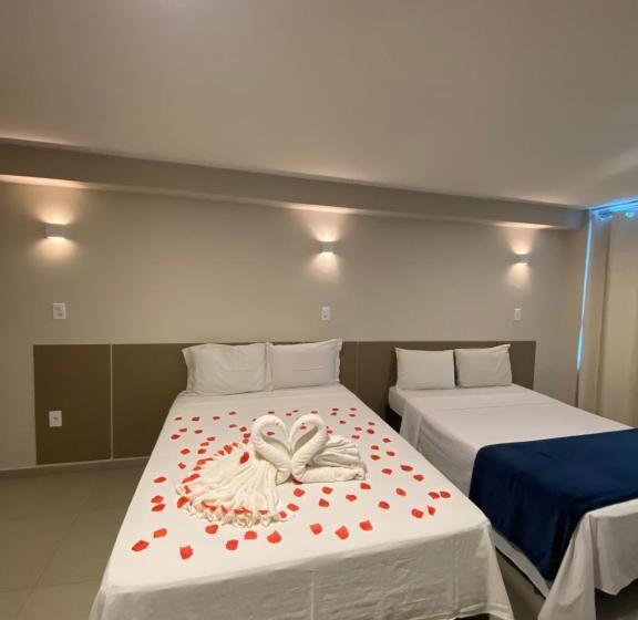 Quarto Quadruple Standart com Varanda, Pousada La Acolhida