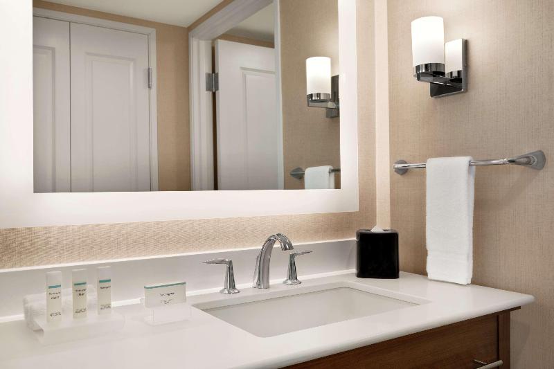 Номер Стандарт, Comfort Inn & Suites And Suites Fredericksburg