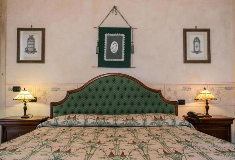 Suite Deluxe, Liberty