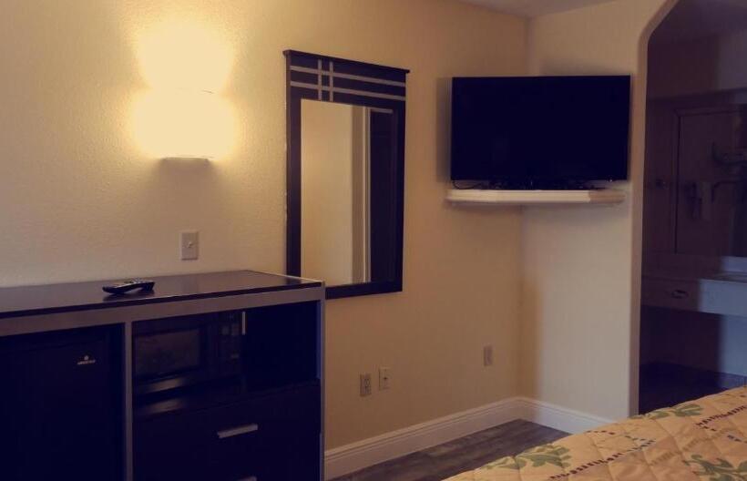 Номер Стандарт, Oxford Inn And Suites Nasa