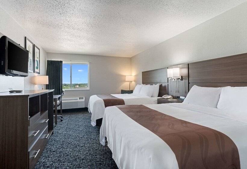 סוויטה, Quality Inn & Suites