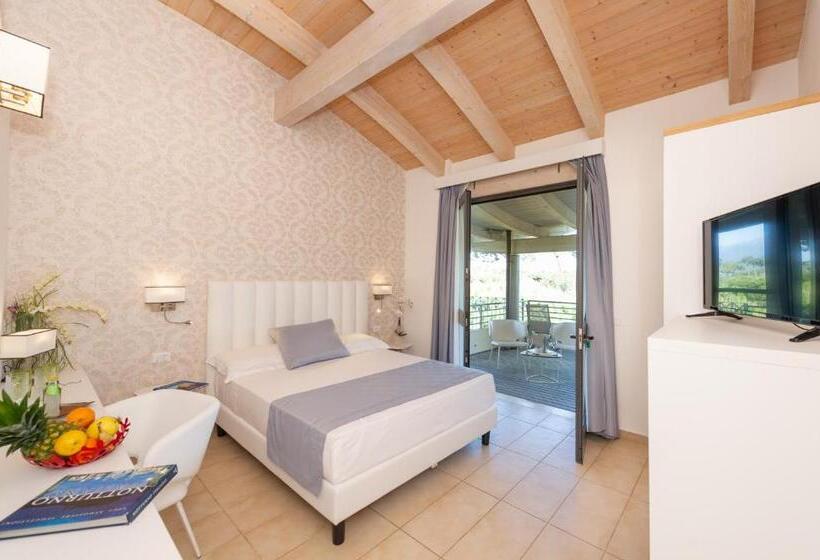 اتاق استاندارد با تخت بزرگ, Acapulco