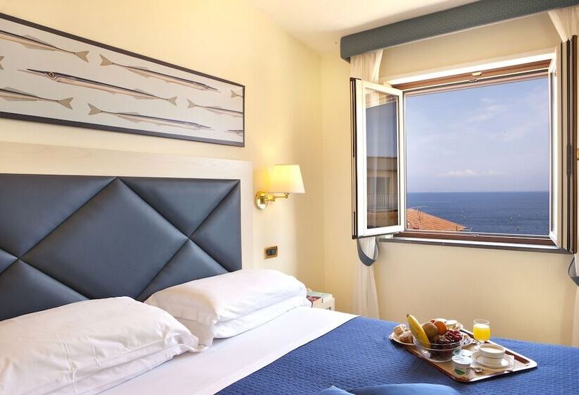 Quarto Quádruplo Estandar, Del Mare