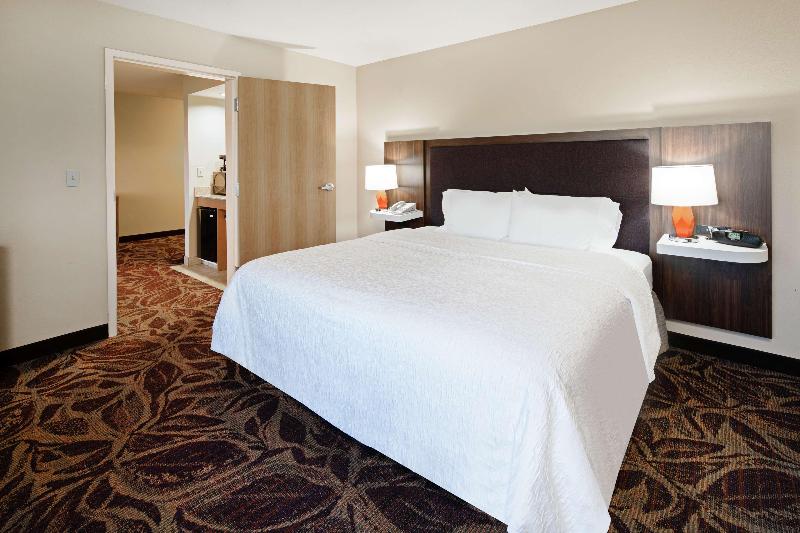스위트 킹사이즈 침대, Hampton Inn & Suites Bremerton