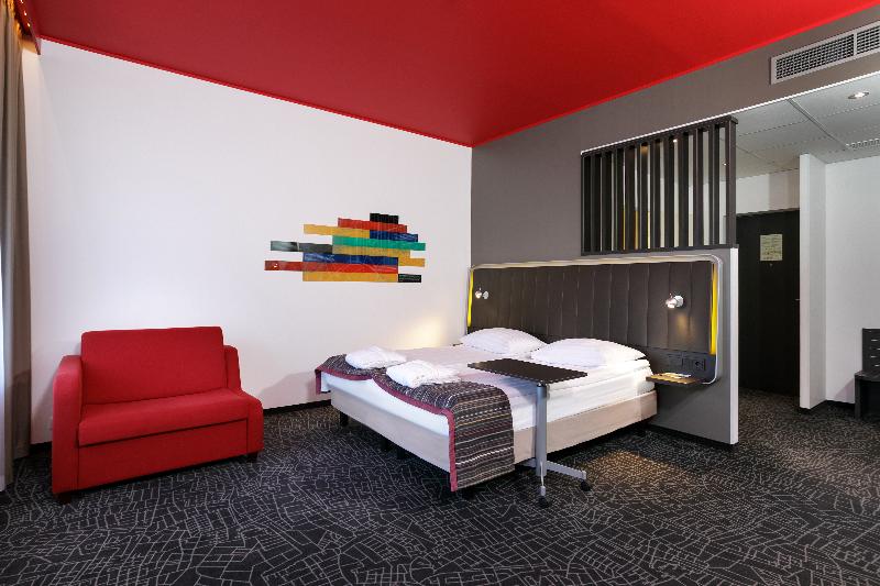 身障者適用キングサイズベッドルーム, Hampton Inn Ft. Lauderdale Airport North Cruise Port
