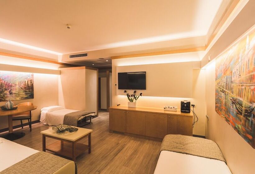 带按摩功能的小型套房, Park Hotel Ai Pini & Restaurant Ai Pini