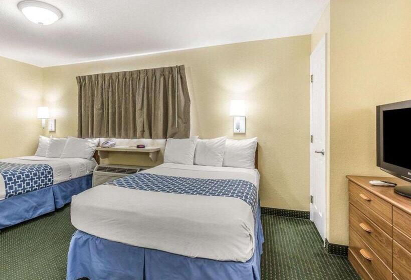 Номер Стандарт 2 Двуспальные Кровати, Suburban Studios Fort Myers Cape Coral