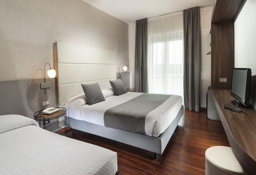 اتاق استاندارد, Waldorf Palace