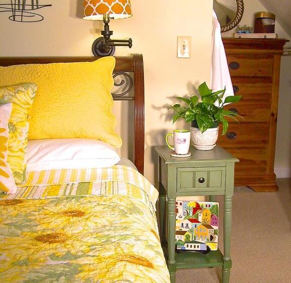 Студия Стандарт, Lyndon House Bed & Breakfast