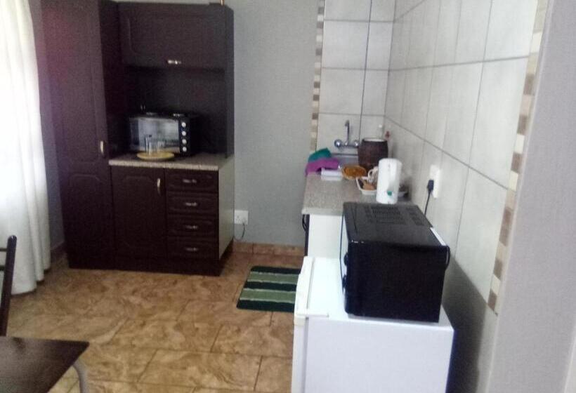 Quarto Quádruplo Estandar, Casa Villa Guest House