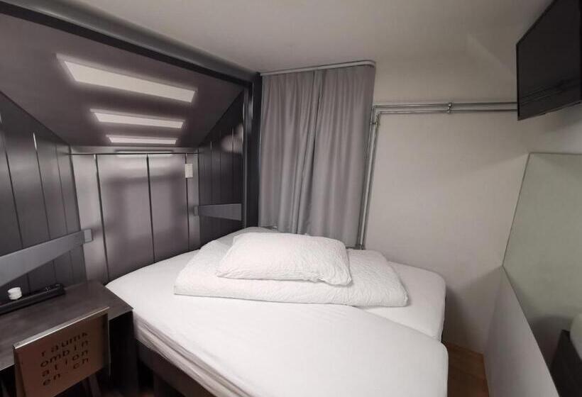 Standard room with outdoor bath, 16 By Messe & Stadion Suisse In Minuten & Late Check In