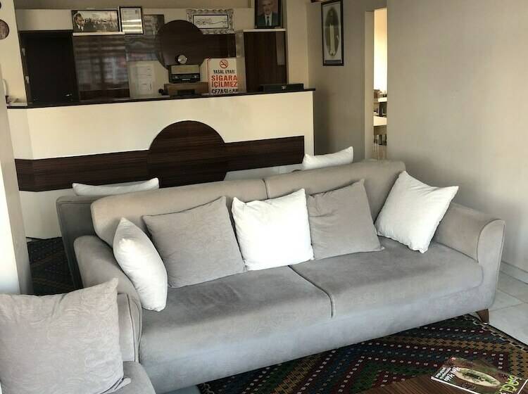 اتاق اکونومی, Banaz Eren Otel