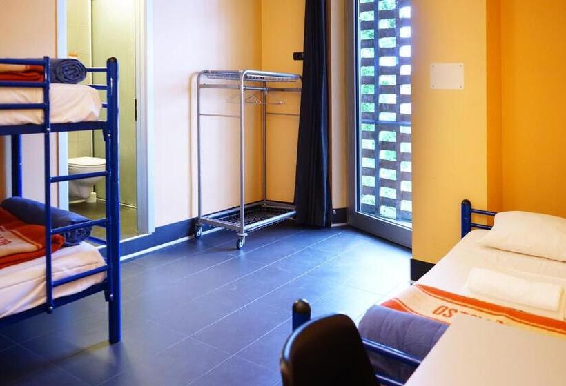 اتاق ساده سه‌ نفره, Hi! Ostello Milano