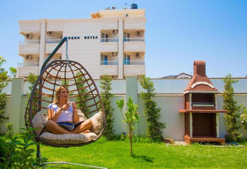 سوییت با چشم‌انداز باغ, Green Beyza Suites