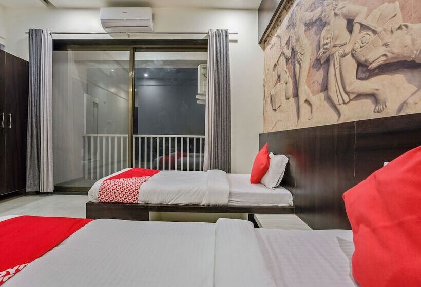 Номер Стандарт, O Siddhivinayak Grand
