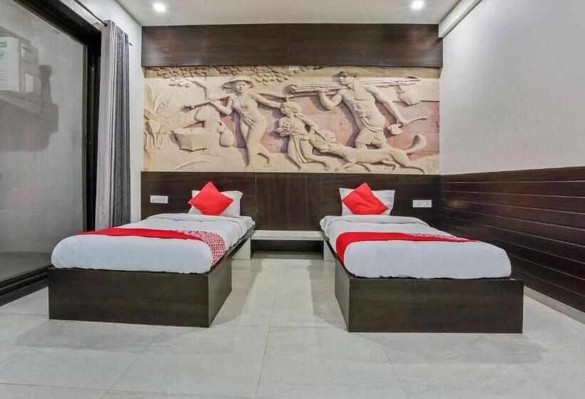 Номер Стандарт, O Siddhivinayak Grand