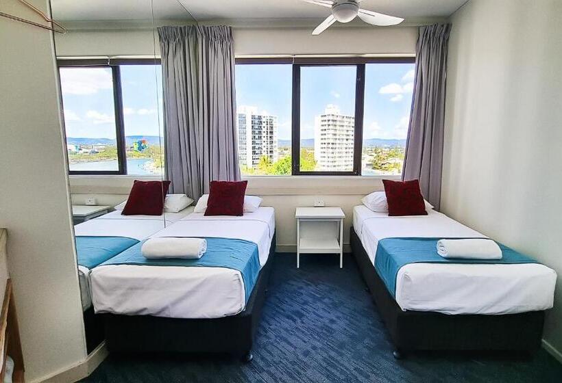 Апартаменты 2 Спальни, Tiki Hotel Apartments Surfers Paradise