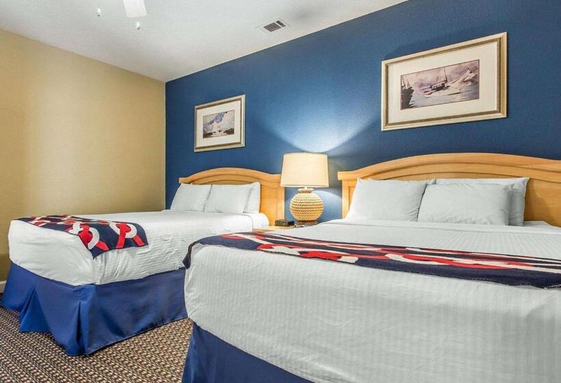 Вилла 2 Спальни, Bluegreen Vacations Harbour Lights